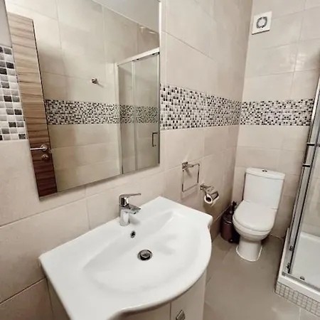 New 5 Bedroom